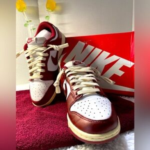Nike Dunk low PRM , size 8. Women’s sneakers.